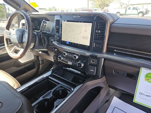 Used 2025 Ford F450 King Ranch w/ Chrome Package image 41