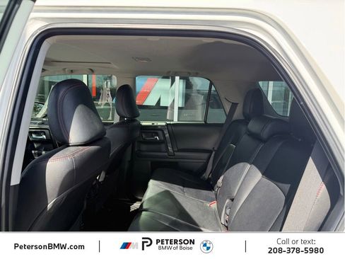 Used 2018 Toyota 4Runner TRD Off-Road Premium AWD/4WD image 13
