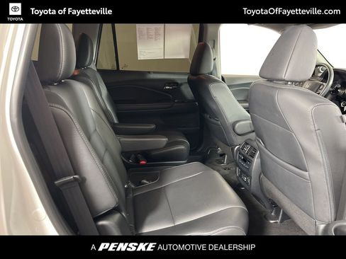 Used 2022 Honda Pilot Elite image 7