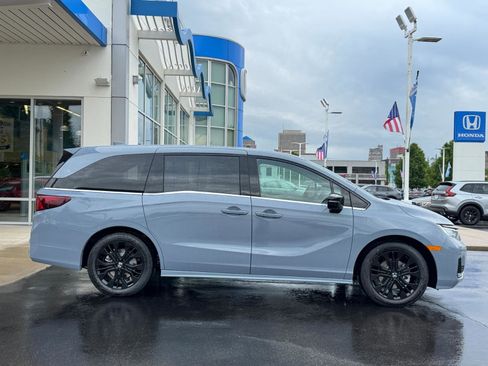 New 2026 Honda Odyssey Sport-L image 2