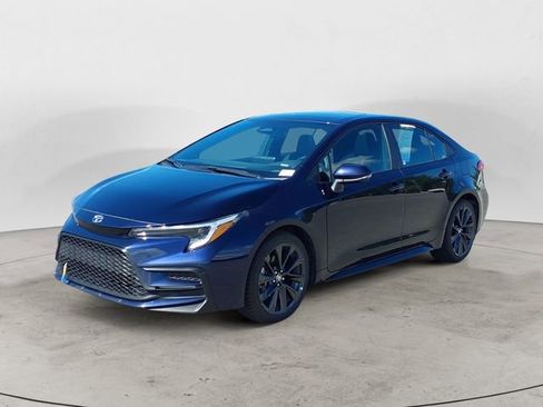Used 2024 Toyota Corolla SE w/ SE Premium Package FWD image 1