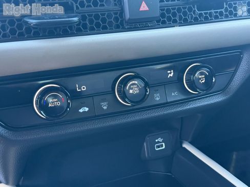 Used 2025 Honda HR-V LX image 23