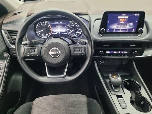 Used 2023 Nissan Rogue SV image 22