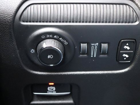 Used 2024 Jeep Wagoneer Series II AWD/4WD image 51