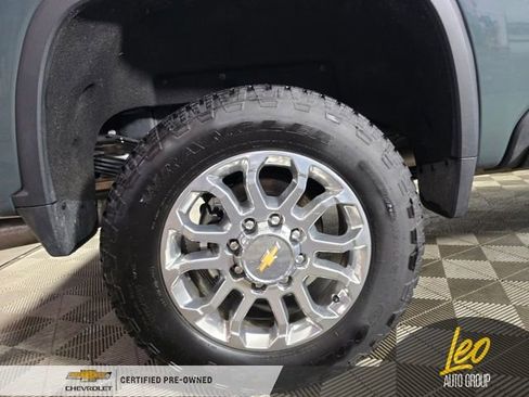 Used 2025 Chevrolet Silverado 3500 LTZ w/ LTZ Premium Package image 23