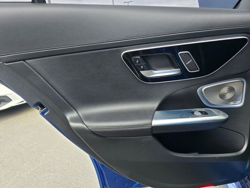 Used 2024 Mercedes-Benz C 300 4MATIC Sedan w/ AMG Line w/ Night Package image 19