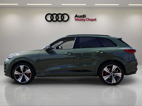 New 2026 Audi SQ5 Premium Plus AWD/4WD image 2