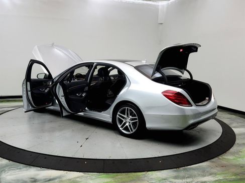 Used 2015 Mercedes-Benz S 550 4MATIC Sedan image 12