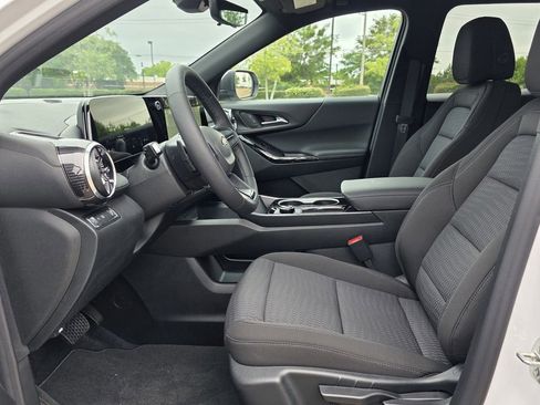 New 2026 Chevrolet Equinox LT FWD image 25