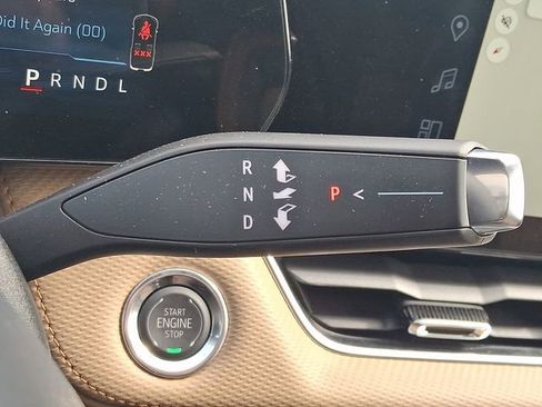 Certified 2026 Chevrolet Equinox ACTIV w/ Convenience Package III image 15