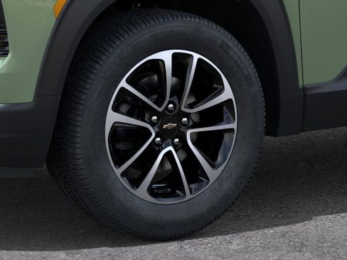 New 2026 Chevrolet TrailBlazer LT w/ LT Cold Weather Package AWD/4WD image 9