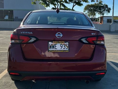 Used 2020 Nissan Versa SV FWD image 5