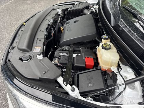 Used 2020 Buick Enclave Essence FWD image 34