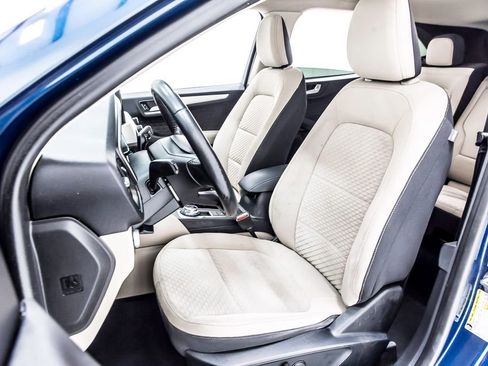 Used 2020 Ford Escape SE Sport image 26