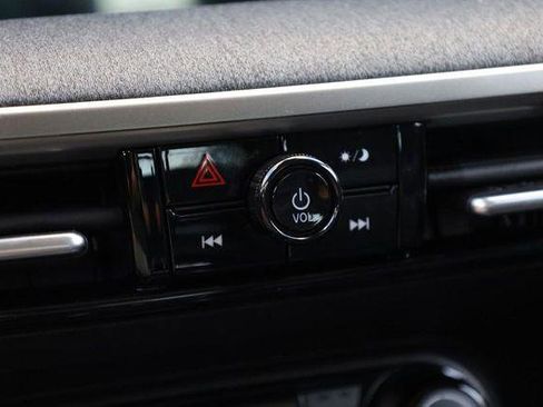 New 2026 Nissan Kicks SV w/ SV Premium Package FWD image 15