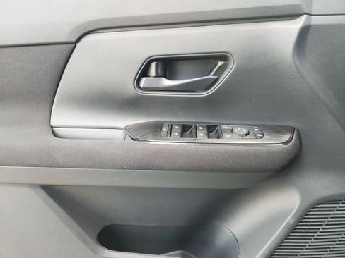 Certified 2025 Nissan Kicks S image 19