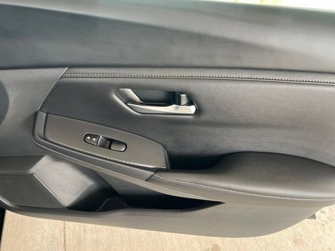 Certified 2023 Nissan Sentra SV FWD image 21
