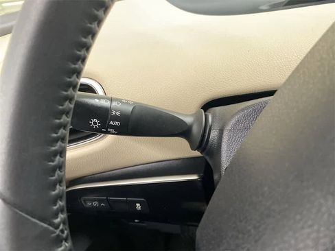 Used 2016 Toyota Prius Four image 25