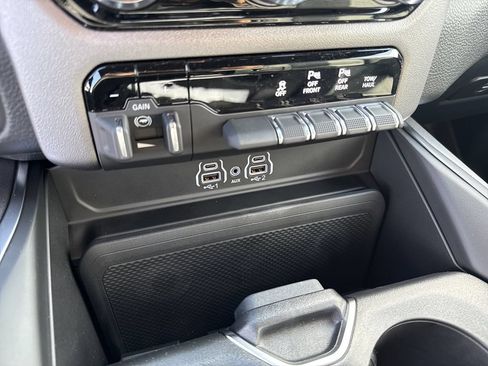 New 2026 RAM 1500 Big Horn AWD/4WD image 23
