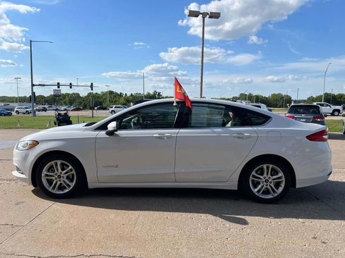 Used 2018 Ford Fusion S image 5