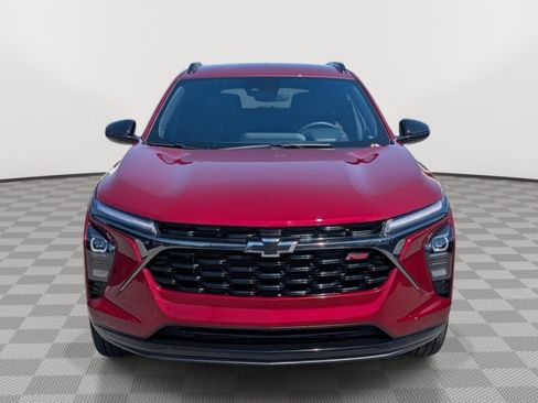 Used 2025 Chevrolet Trax RS w/ Driver Confidence Package FWD image 8