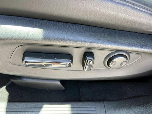 Used 2025 Honda CR-V EX-L image 15