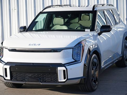 Used 2024 Kia EV9 GT-Line image 54