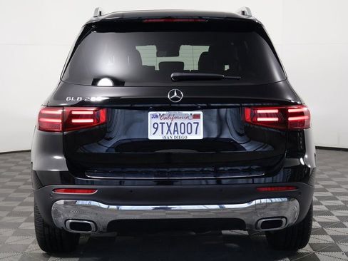 Certified 2025 Mercedes-Benz GLB 250 4MATIC image 5
