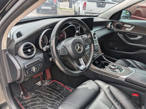Used 2017 Mercedes-Benz C 300 4MATIC Sedan image 12