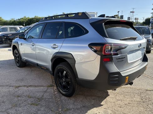 Certified 2024 Subaru Outback Wilderness AWD/4WD image 5