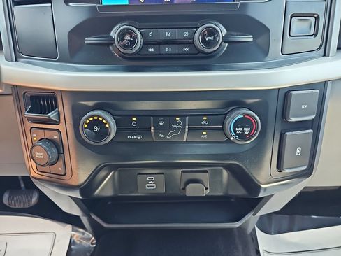 Used 2023 Ford F150 XLT AWD/4WD image 23