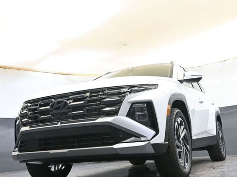 New 2026 Hyundai Tucson Limited image 40