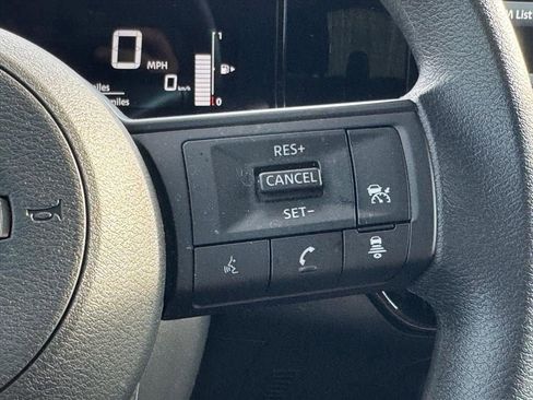 Certified 2025 Nissan Kicks SV w/ Interior Electronics Package FWD image 17
