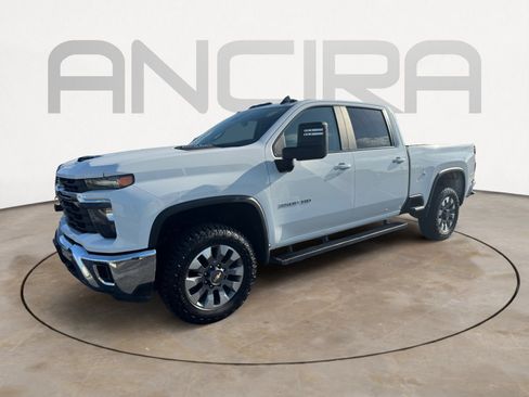 Used 2024 Chevrolet Silverado 3500 LT w/ All Star Edition AWD/4WD image 6