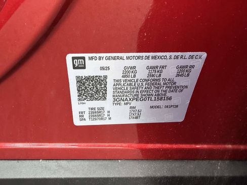 Used 2026 Chevrolet Equinox LT AWD/4WD image 14