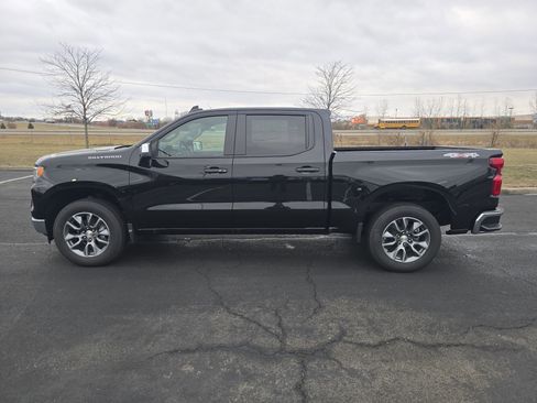 New 2026 Chevrolet Silverado 1500 LT image 14