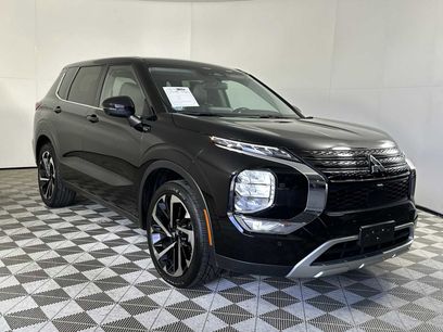 Used 2024 Mitsubishi Outlander SE