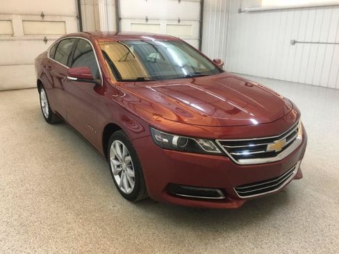 Used 2019 Chevrolet Impala LT w/ LT Convenience Package FWD image 2