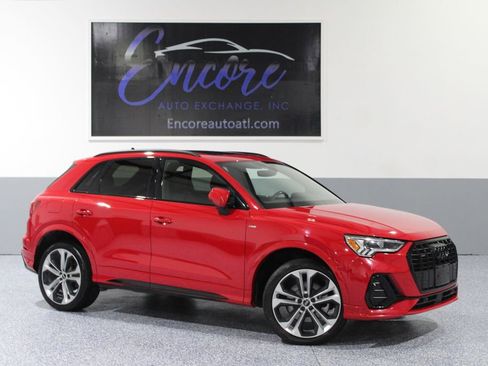 Used 2022 Audi Q3 2.0T Premium Plus w/ Premium Plus Package AWD/4WD image 1
