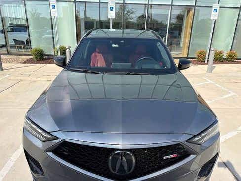 Used 2023 Acura MDX Type S AWD/4WD image 2