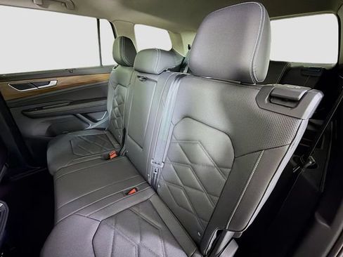 New 2026 Volkswagen Atlas SE FWD image 22