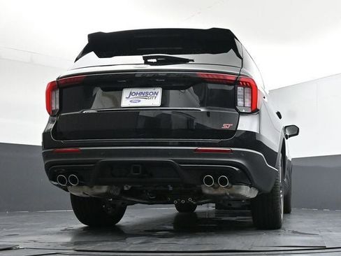 New 2026 Ford Explorer ST image 34