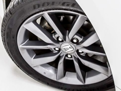 Used 2019 Honda Civic EX image 40
