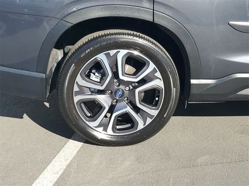 Used 2023 Subaru Ascent Touring image 6