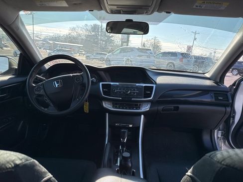 Used 2014 Honda Accord Sport image 20