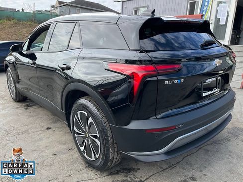 Used 2024 Chevrolet Blazer EV LT AWD/4WD image 80