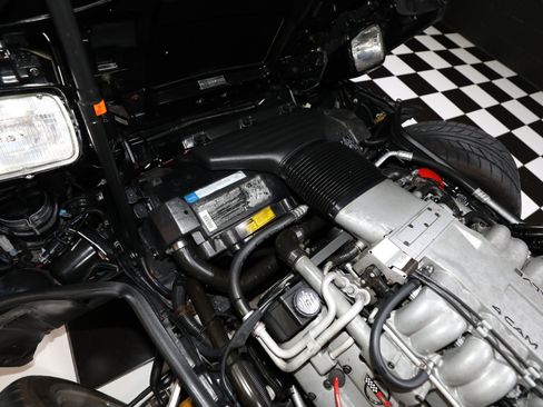 Used 1990 Chevrolet Corvette ZR-1 RWD image 65