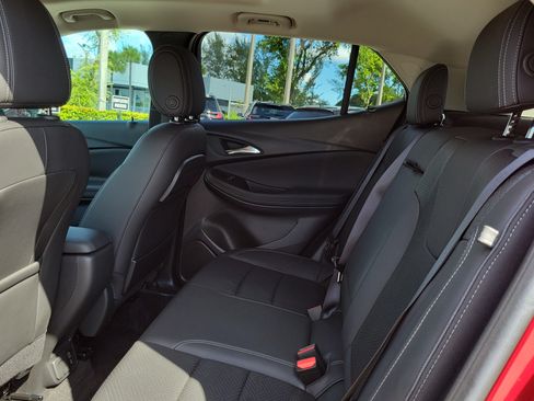Used 2023 Buick Encore GX Essence w/ Experience Buick Package FWD image 14