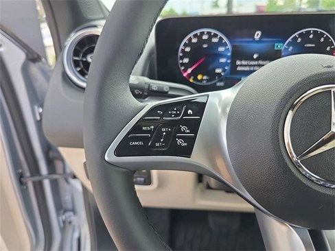 Certified 2026 Mercedes-Benz GLB 250 4MATIC image 37