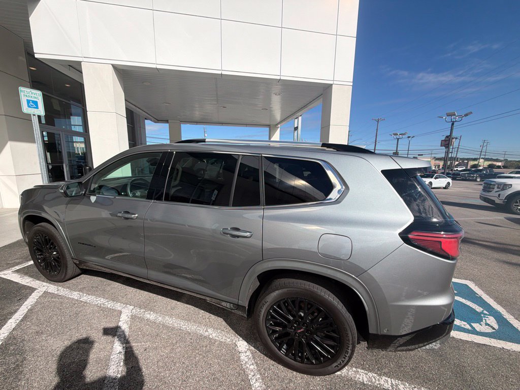 Used 2025 GMC Acadia Denali w/ Super Cruise Package AWD/4WD image 6